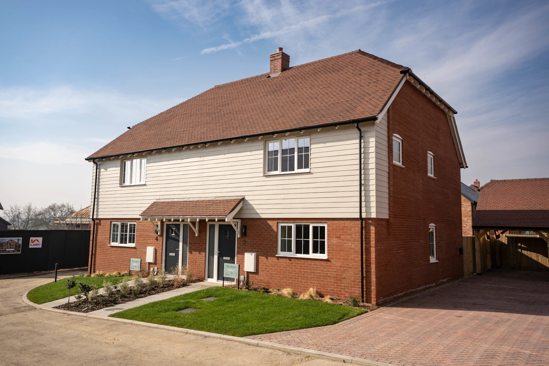 Brook-Place-The-Hevers-Home-14