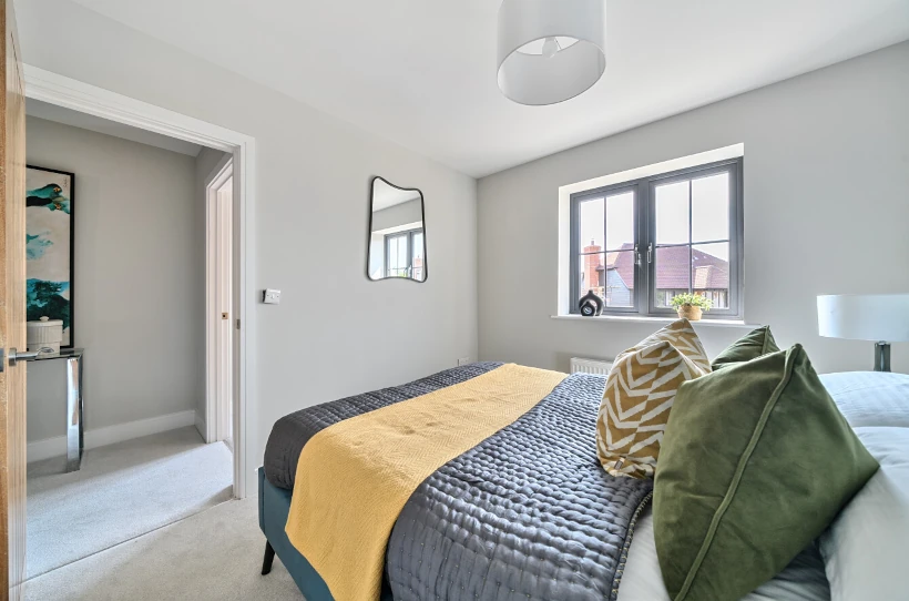 The-Ightham-Brook-Place-Bed2-2