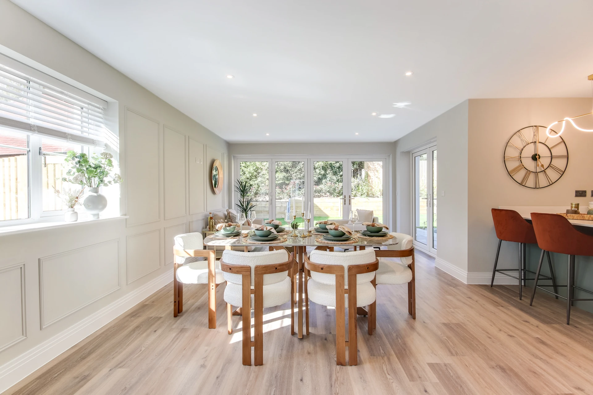 Orchard-Downs-The-Darwin-Gallery-11
