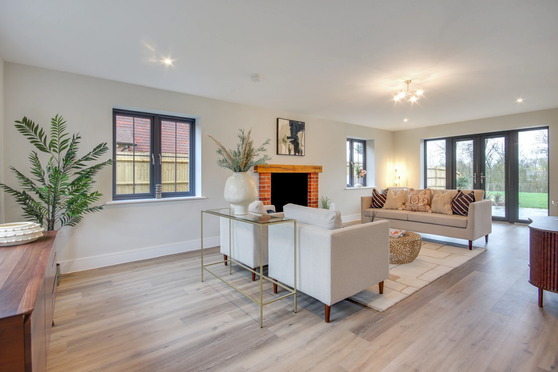Brook-Place-Cleves-House-Gallery-8