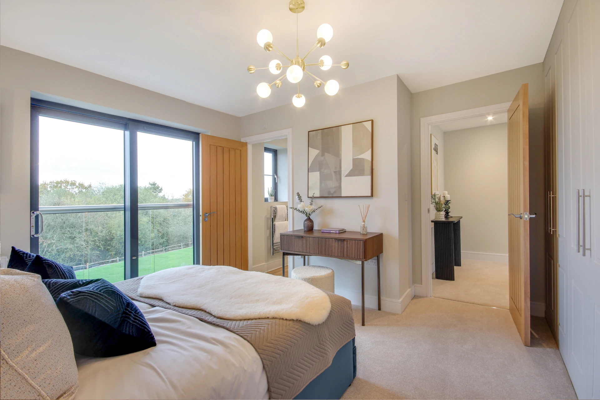 Orchard-Downs-The-Charlton-Gallery-6